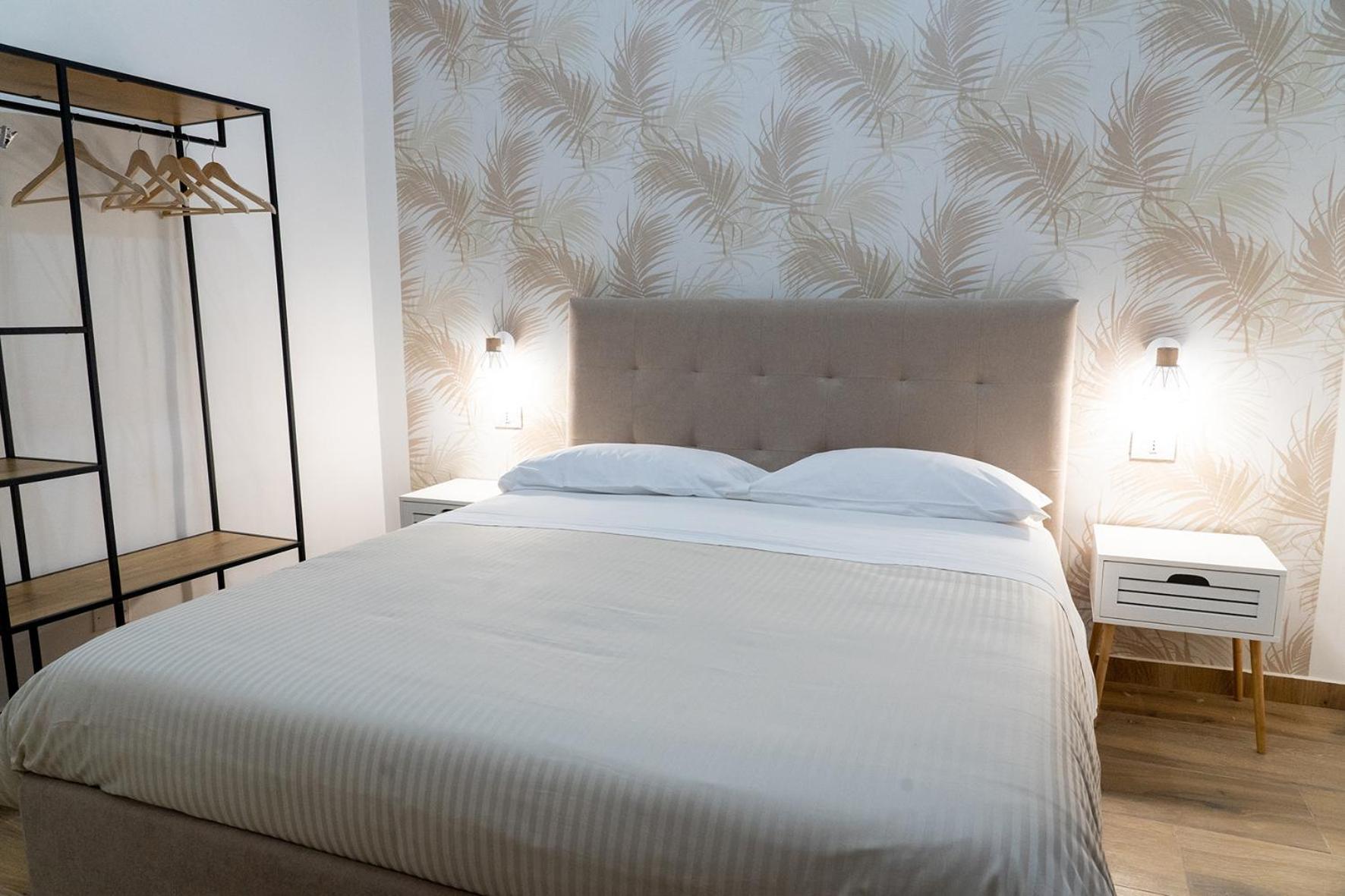 Bed and Breakfast A Casa Di Edel Napoli Esterno foto